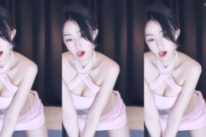 【CC丨💖星也】高级群定制骚舞大尺度 情趣丁字露毛 （2V/9分04）