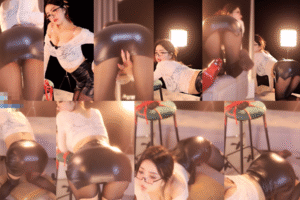 【网易CC小燃燃】皮裙上帝视角黑丝撅臀顶臀 大尺定制热舞！(2V/21分36)